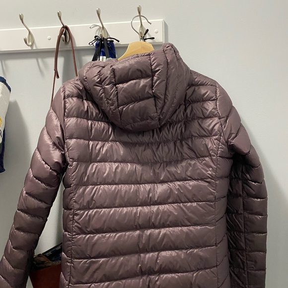 TNA light puffer jacket. Packable - Picture 2 of 3